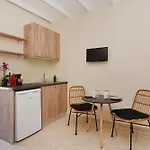 Апартаменты Glafki Syros *