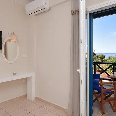 Glafki Syros Apartment