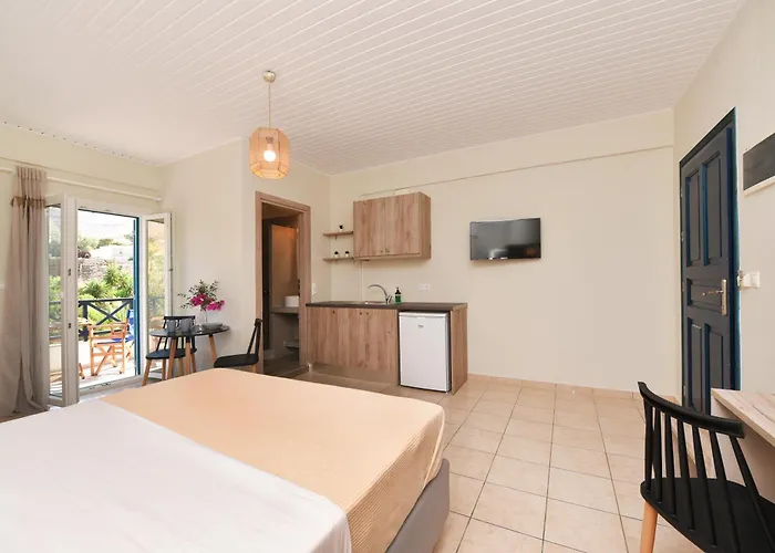 Glafki Syros Apartment